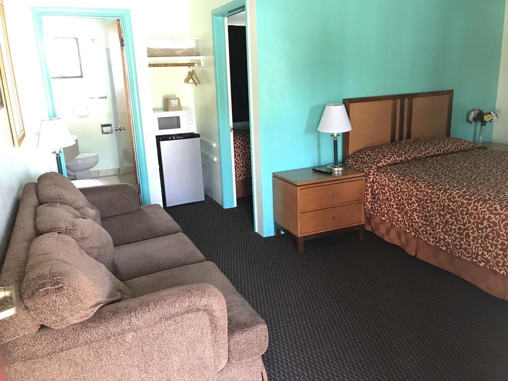 Klamath Motor Lodge Yreka Bagian luar foto
